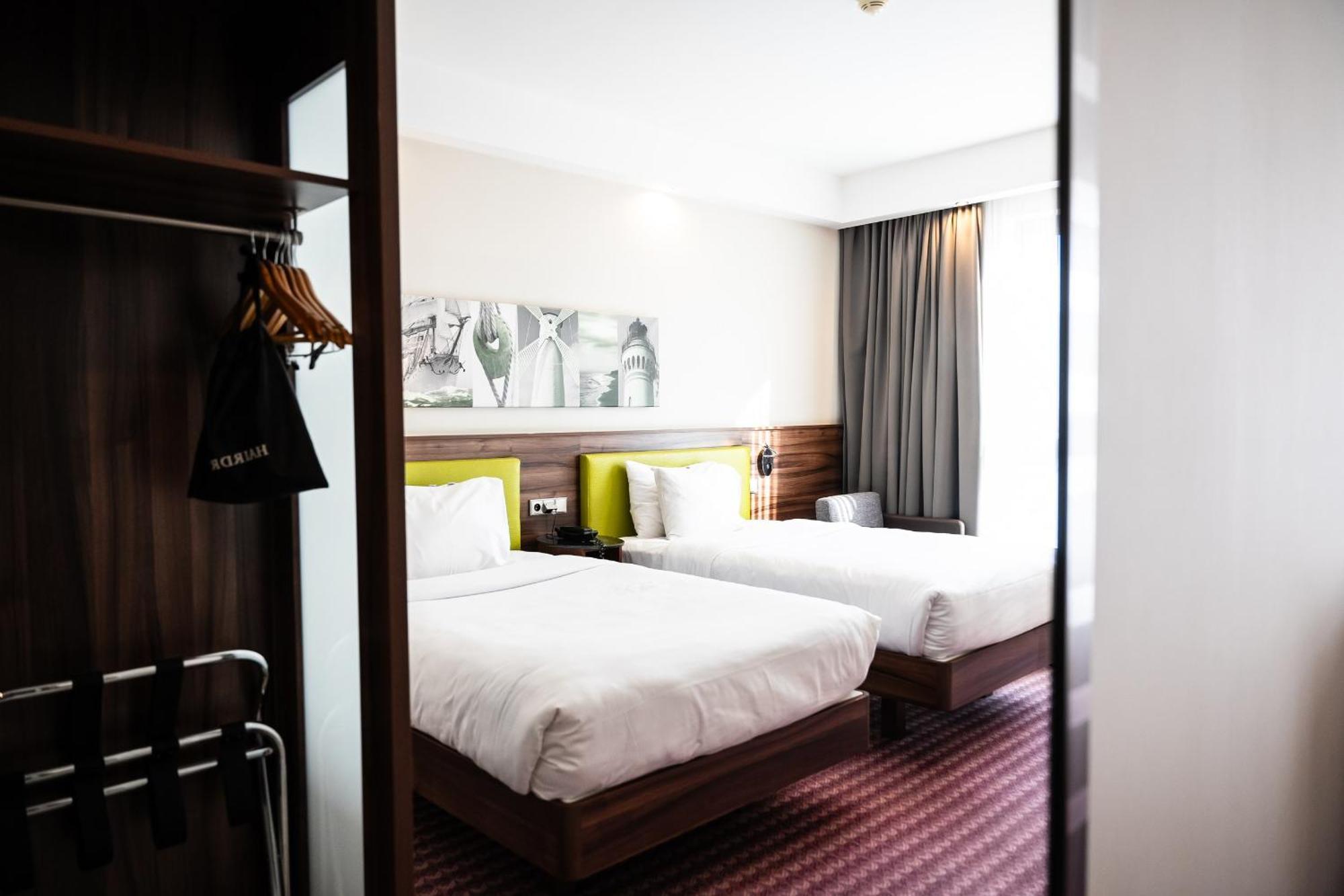 Hampton By Hilton Swinoujscie Hotel Exterior photo