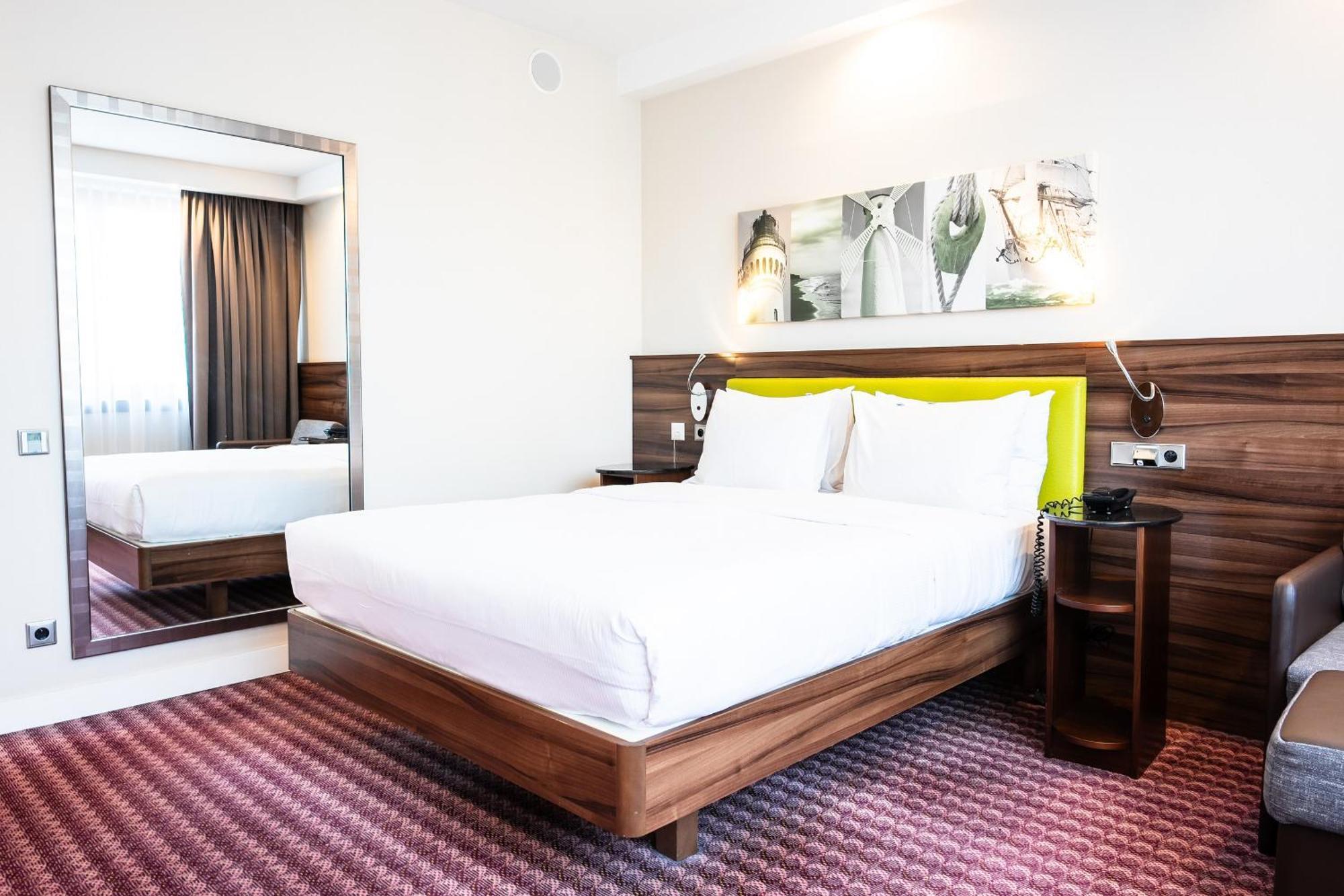 Hampton By Hilton Swinoujscie Hotel Exterior photo
